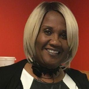 Meet your Posher, Annette